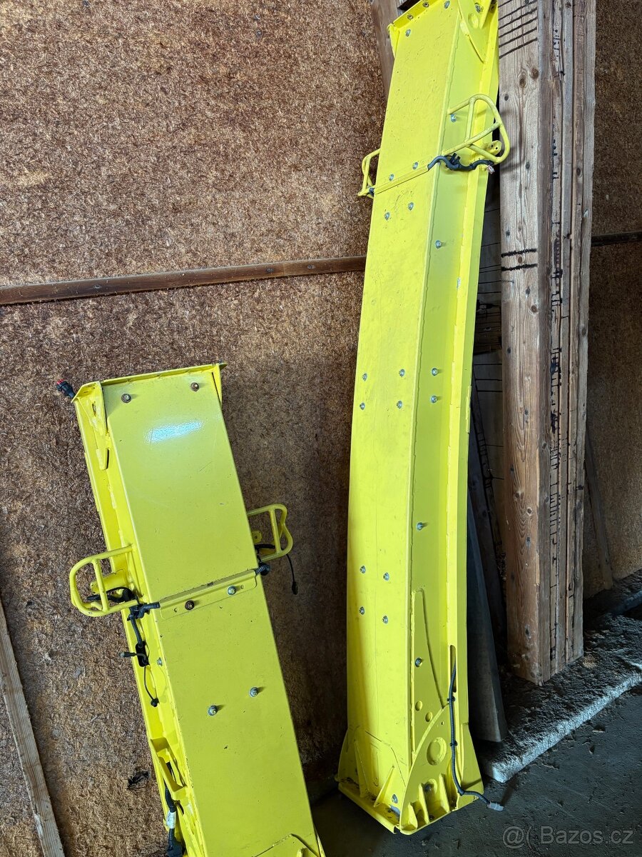 sklízecí řezačka John Deere 8600i - 15