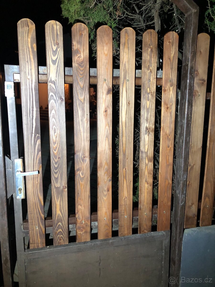 Dřevo- Plotová modřínová prkna plotovka plaňky na plot - 15