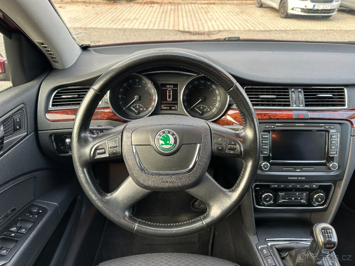 Škoda Superb Combi 2.0 TDI 2012 4x4 125 kw ČR - 15