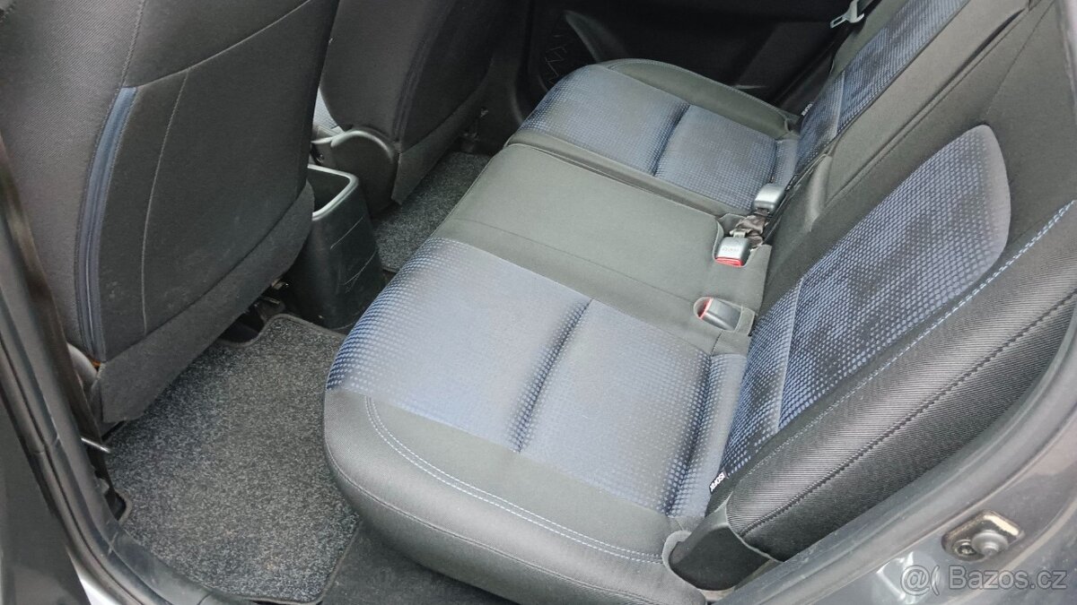 Hyundai ix20 1.4I - 15