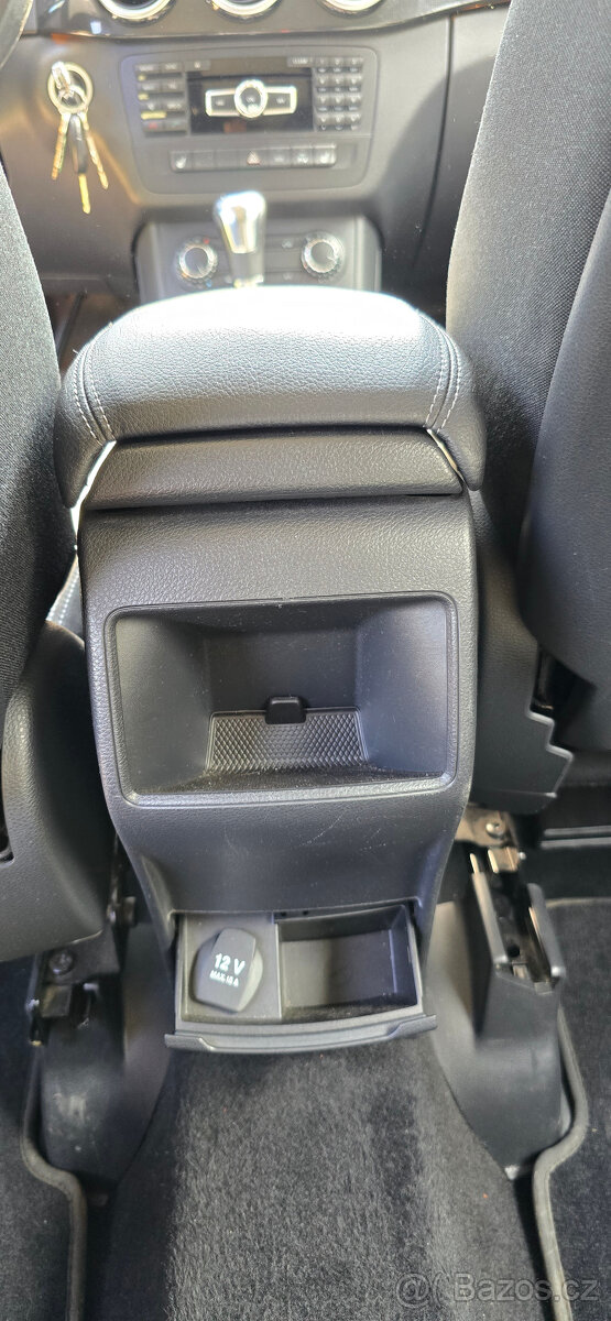 Mercedes-Benz B180, r.v. 2012, nájezd 167000km - 15