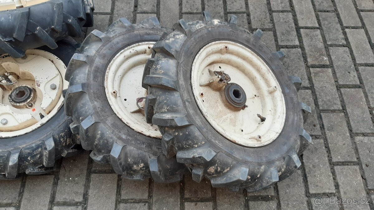 SEDÁK A POTAH na 4x4 malotraktor, možno i samostatně - 15