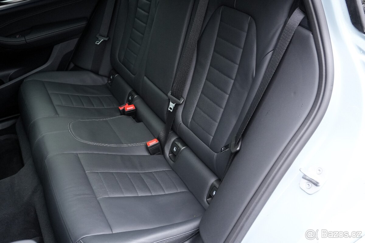 BMW X4 20d xDrive 140 kW, Tažné, Panorama, ACC, HUD - 15