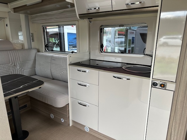 Bürstner Lyseo TAD Gallery T 649G 4-miestny - 15