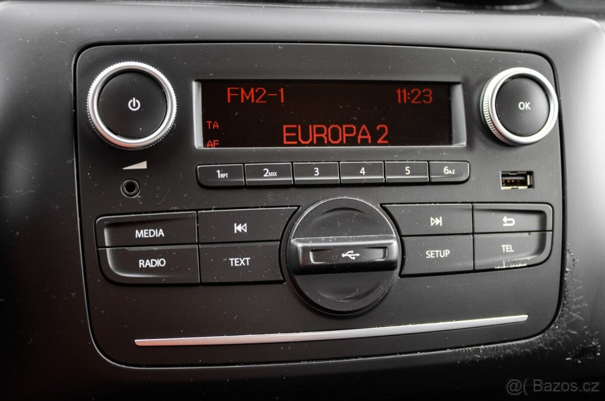 Dacia Duster 84 kW (2019) - 15