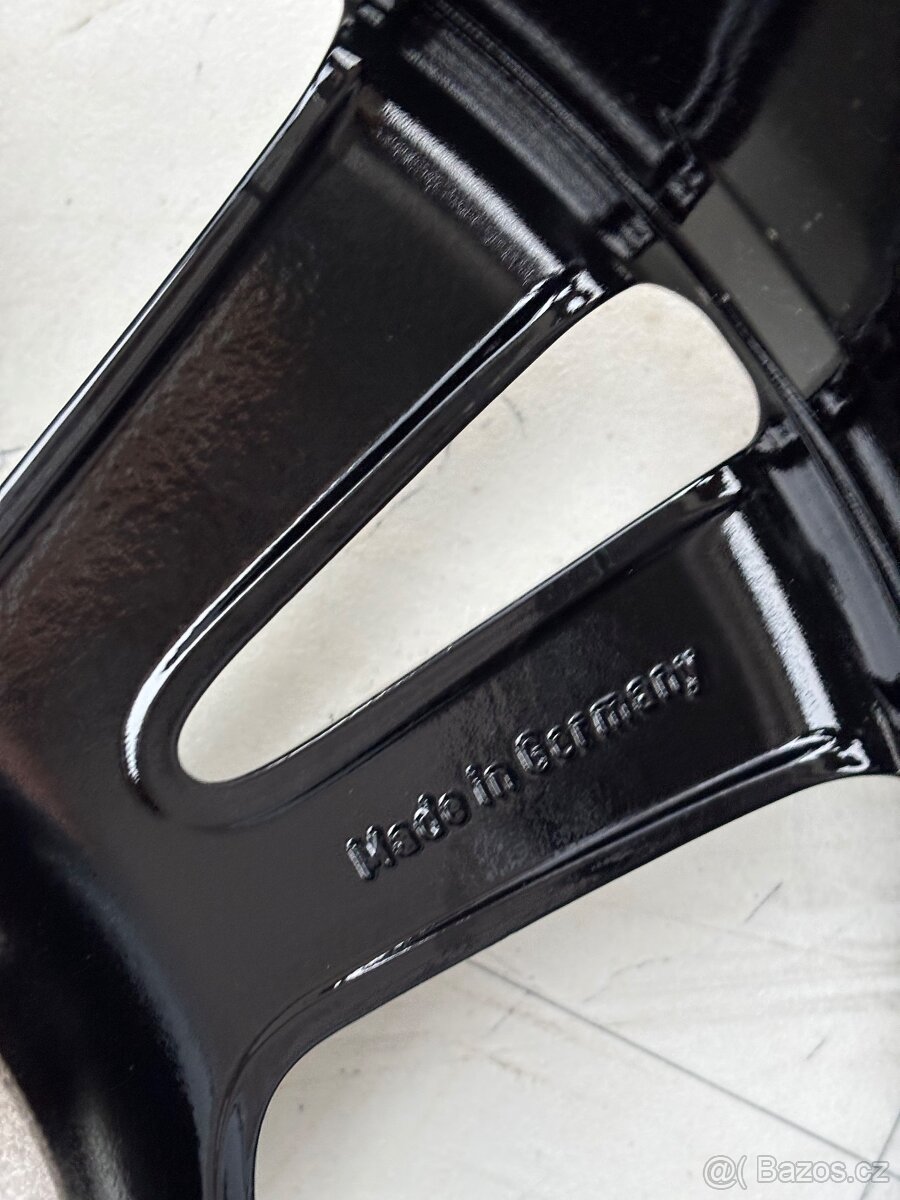 Mercedes R18 C-class Zimní Bridgestone 225/45 - 15