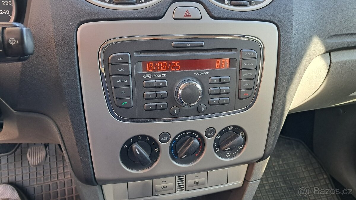 Ford Focus Kombi 1.6i / 74KW - 15