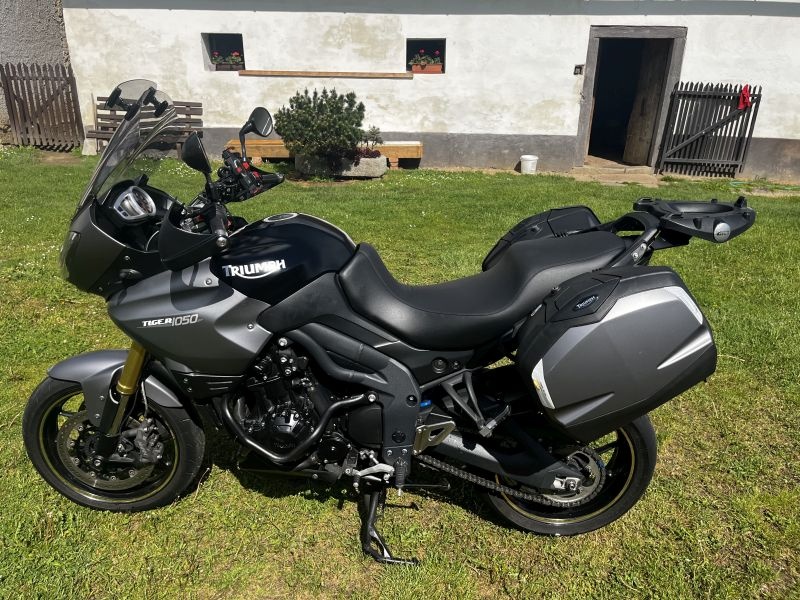 Prodám Triumph Tiger 1050 SE, r.v. 2012 - 15