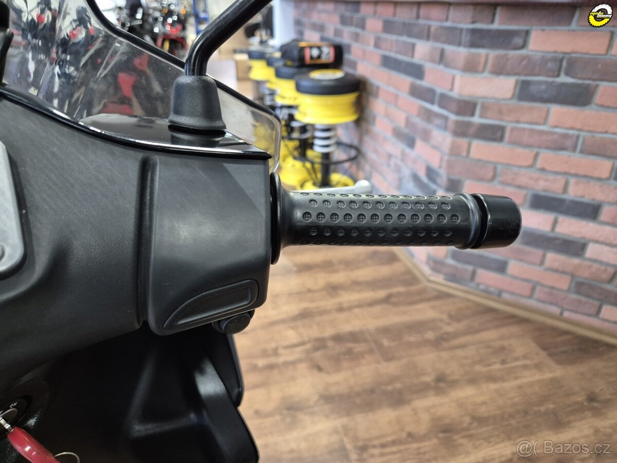 Gilera Runner VXR 200 - 15