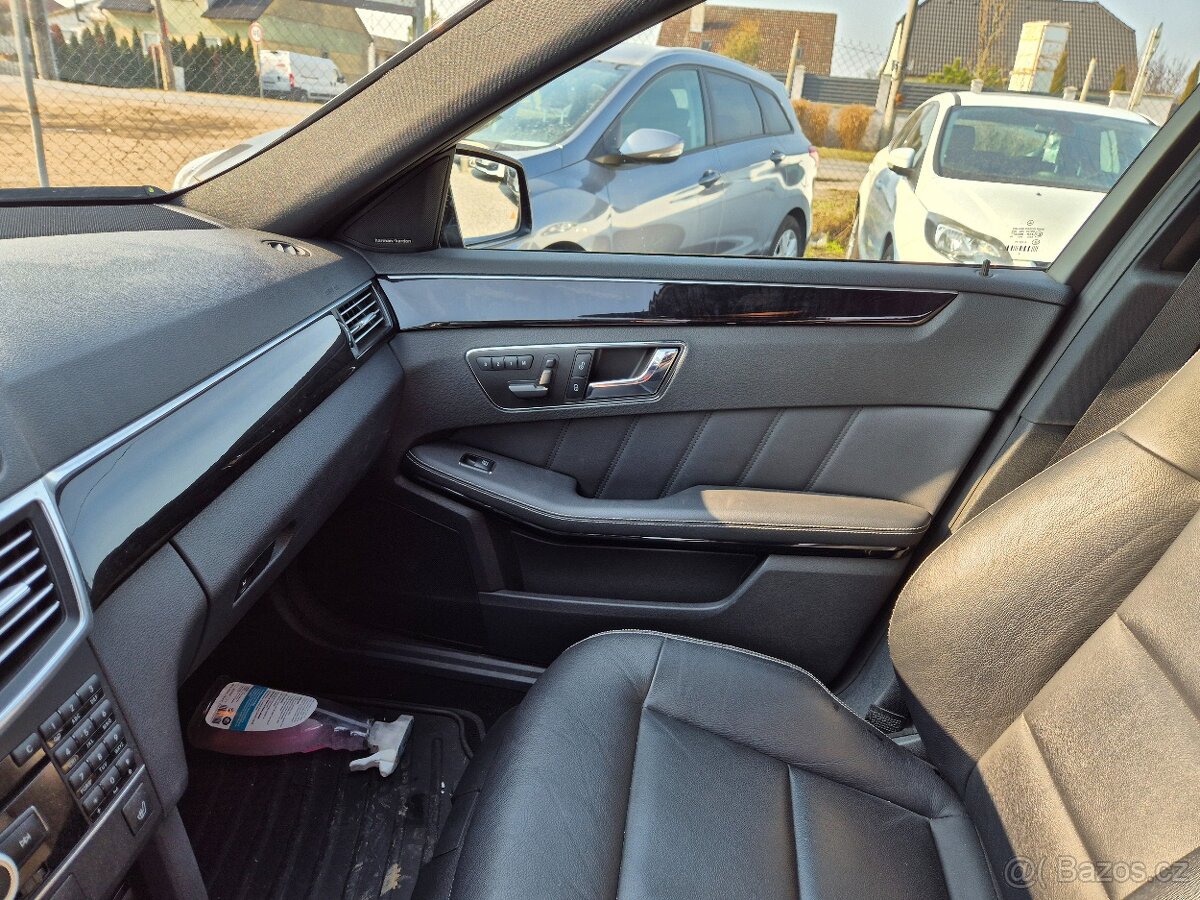 Mercedes E 350 - 15