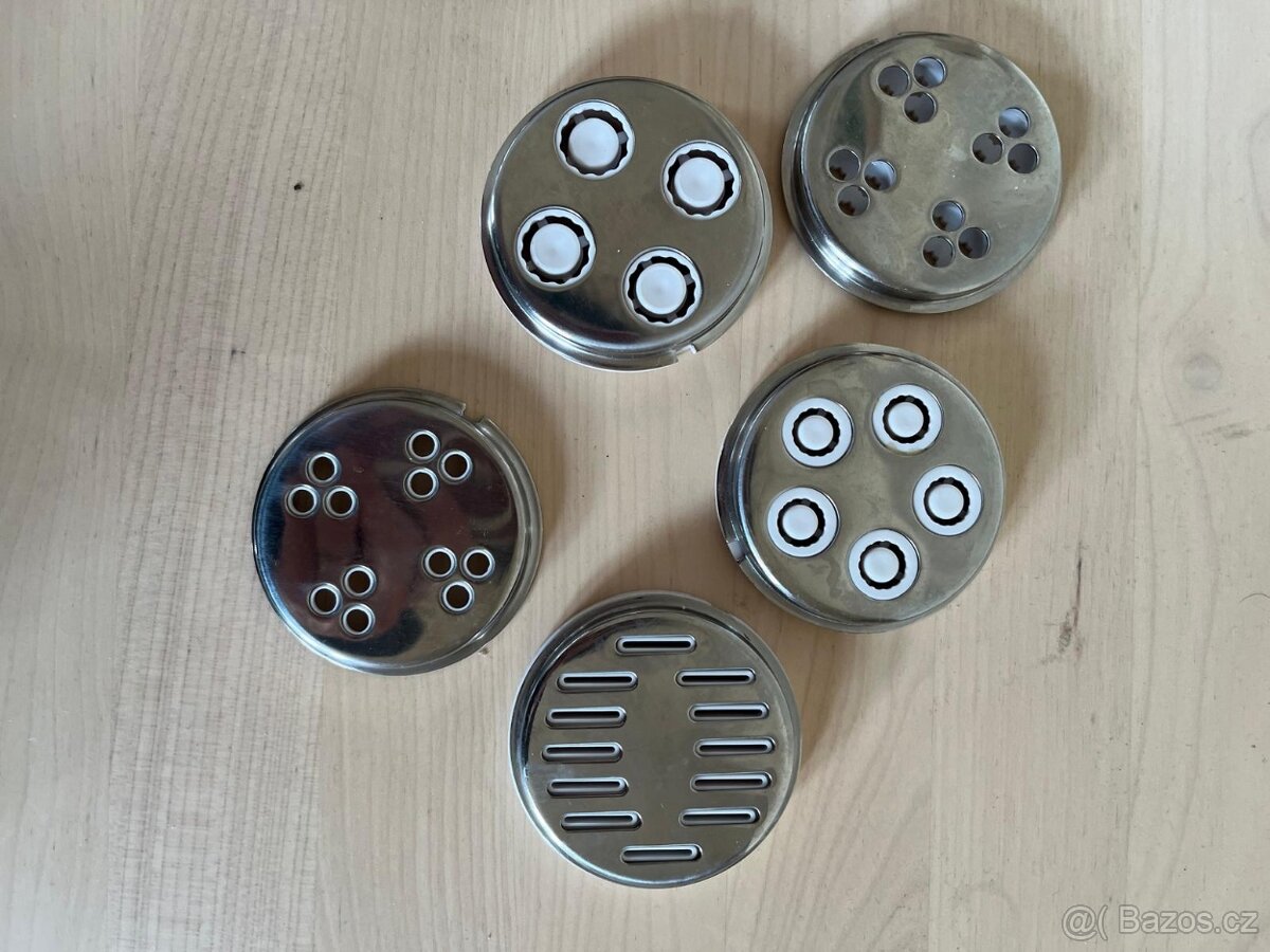 Prodám kuchyňský robot ETA Gratus Kuliner II - 15