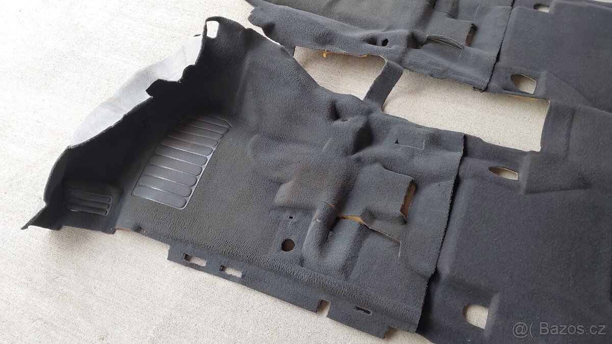 Nissan Pathfinder R51 : Koberce - 15