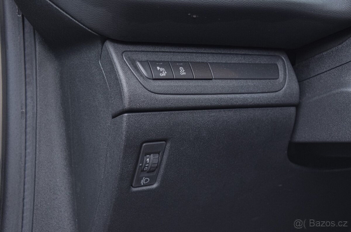 Peugeot 208 1.2 Active 2015 - 15