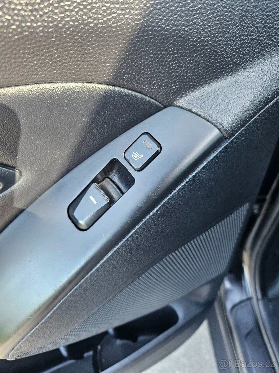 Hyundai ix35 2015 - 15