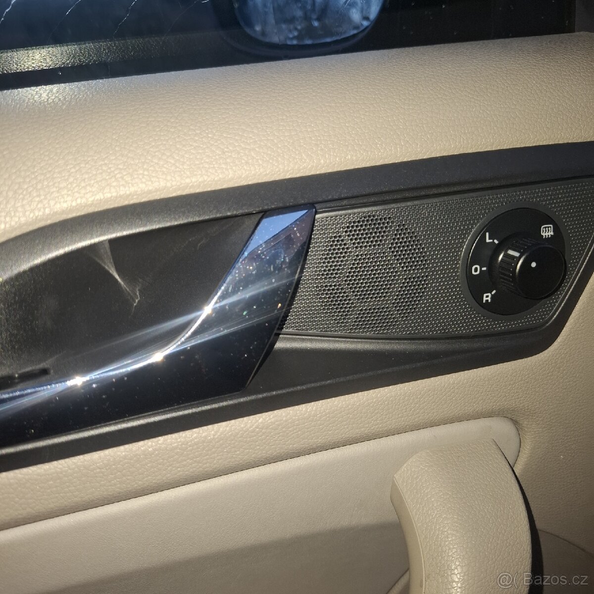 Škoda yeti 1,2tsi max výbava dsg automat top stav - 15