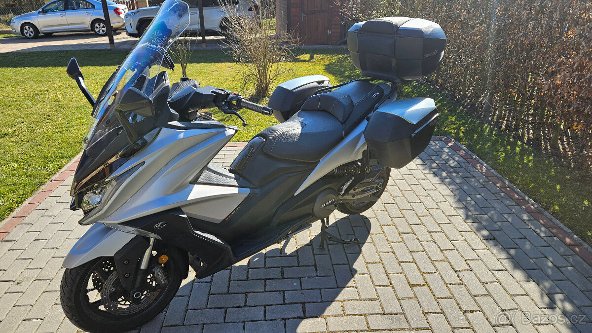Prodám KYMCO AK 550i - sportovně-cestovní maxiskútr - 15