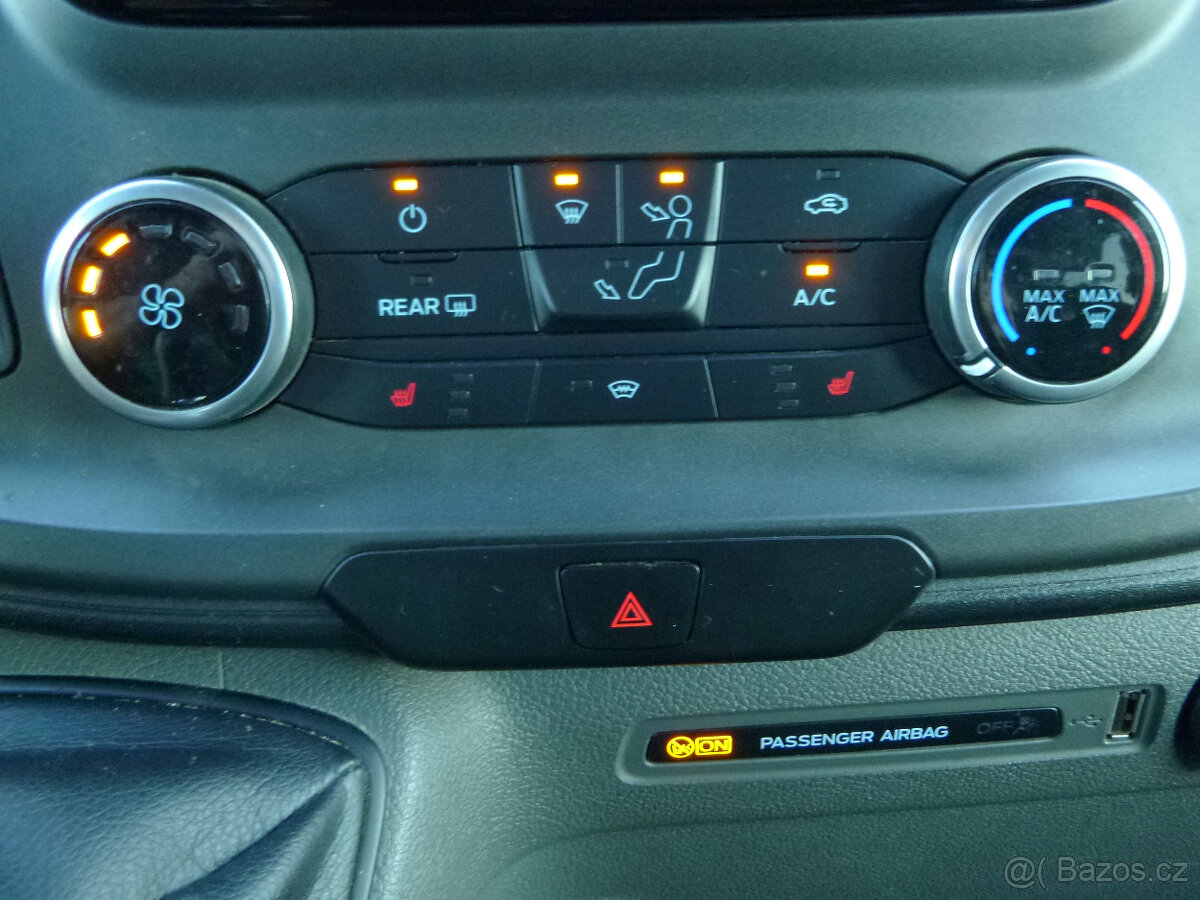 Ford Transit Custom 2.0TDCI L2H1 - 185 PS 9míst 110TKM - 15