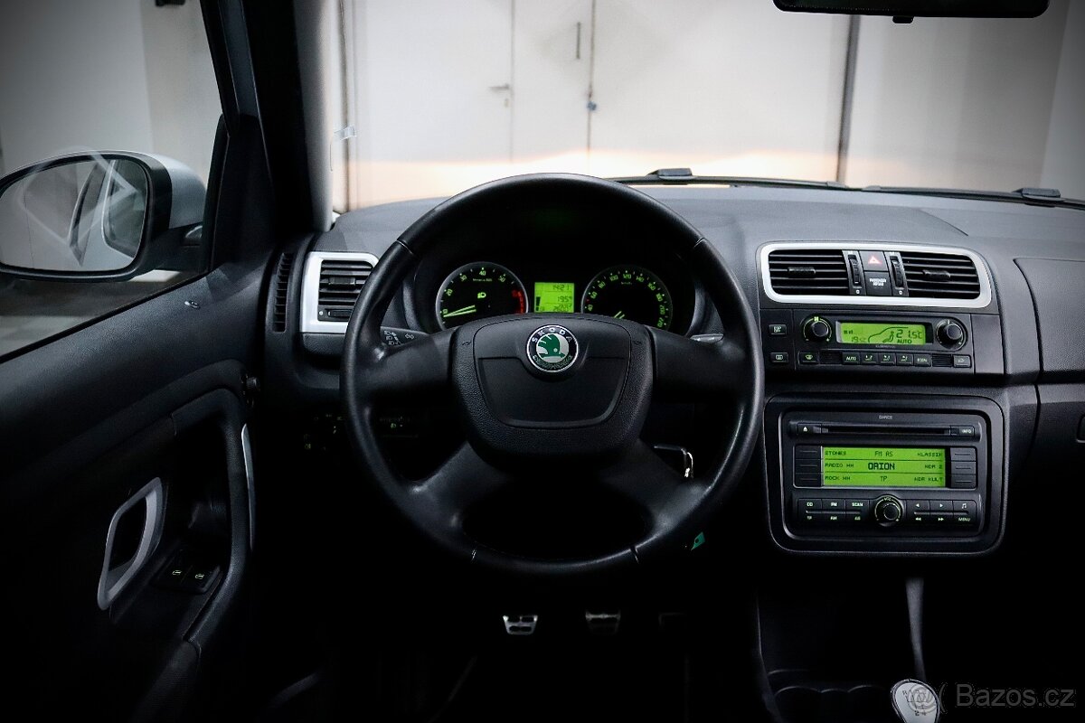 Škoda Roomster 1.4i 16V 63kW Scout 05/2010 103 000 km - 15