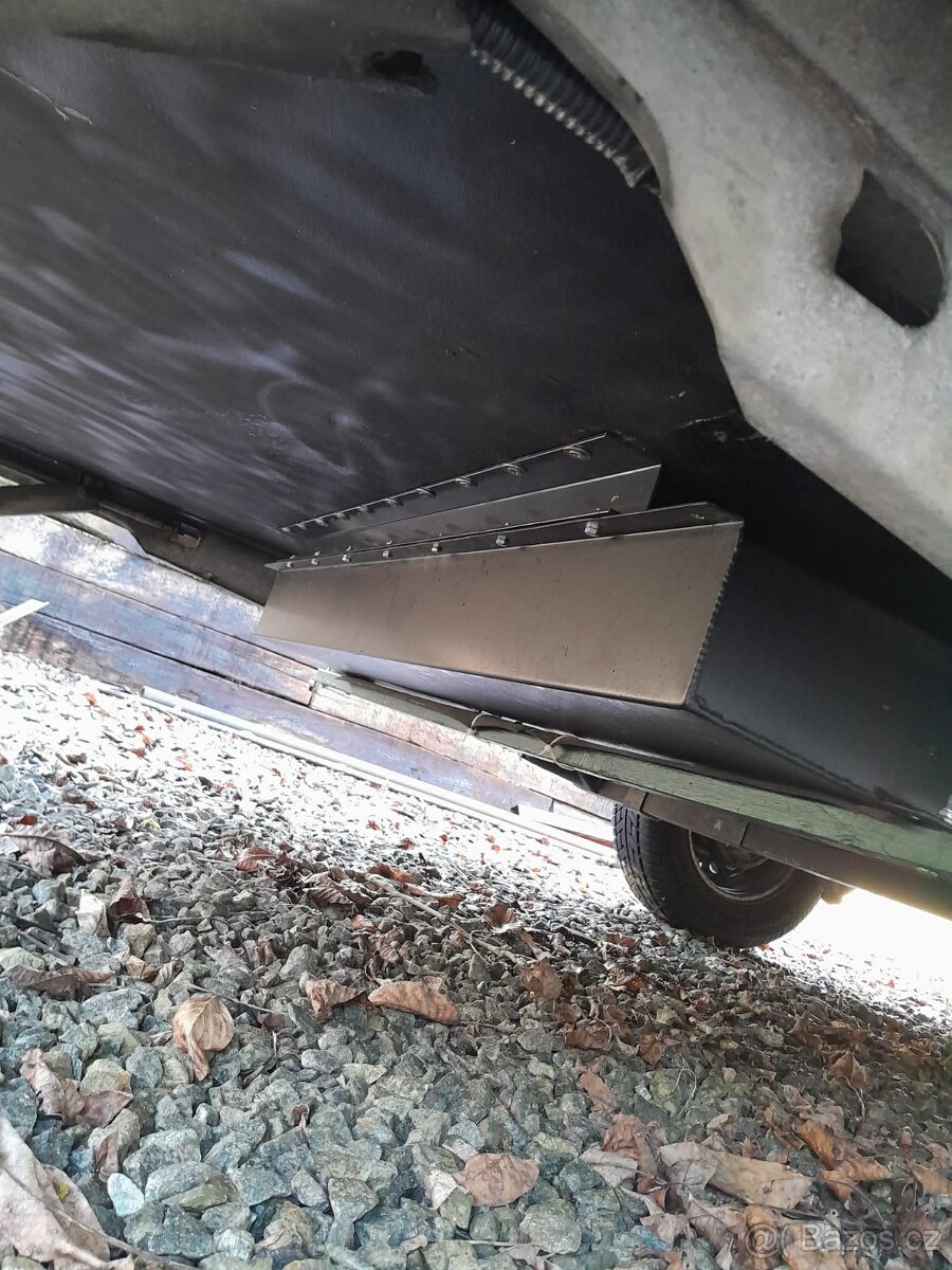 Prodám karavan Bürstner Champion Amara - 15