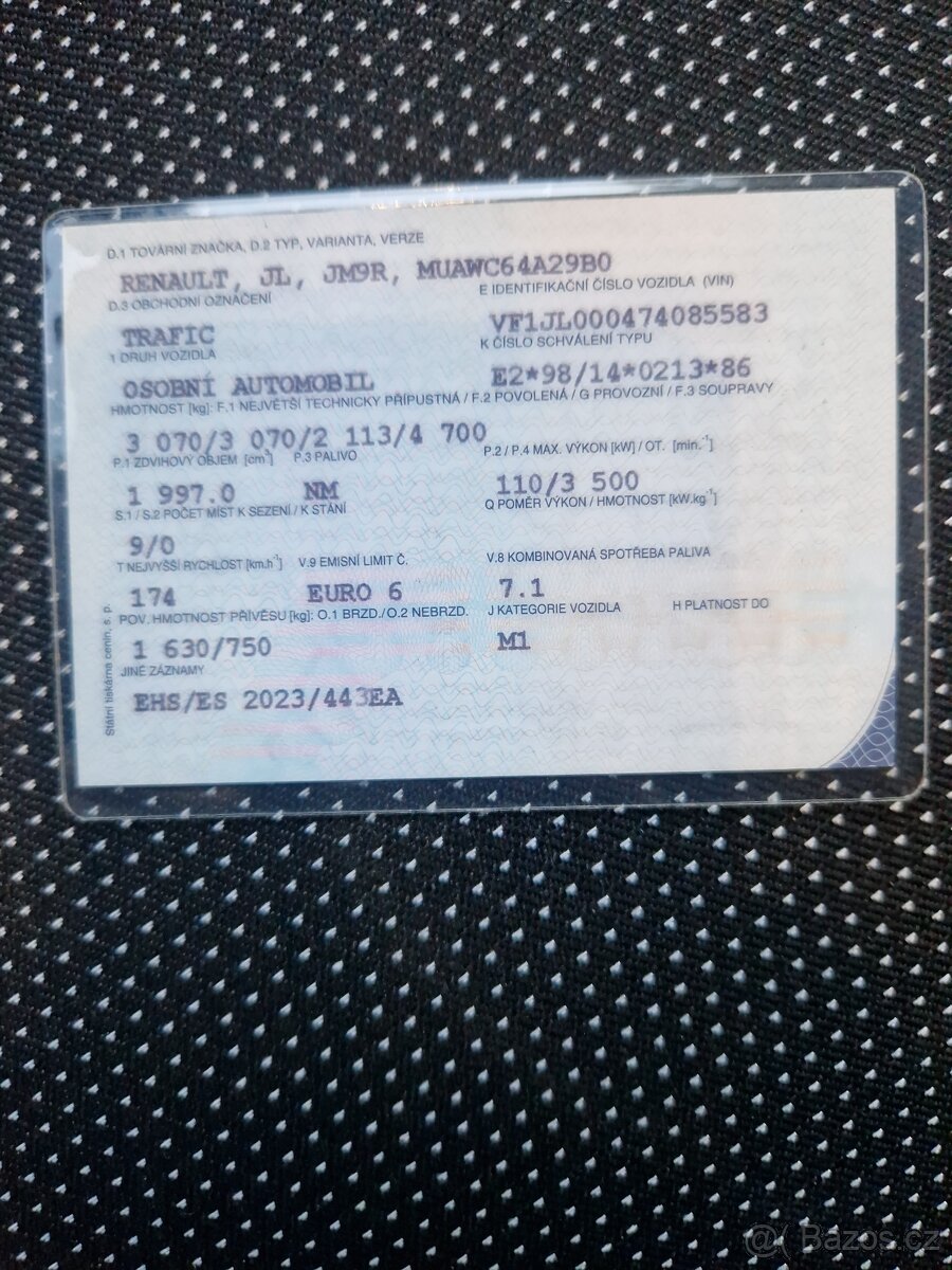 RENAULT TRAFIC 9 MÍST - 1/2025 - 22.000 KM - 15