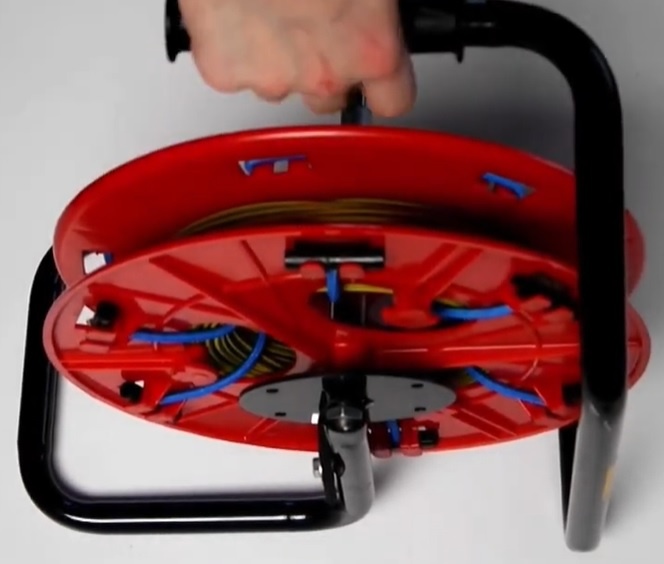 Cívka na kabely, s bungee šňůrami - 15