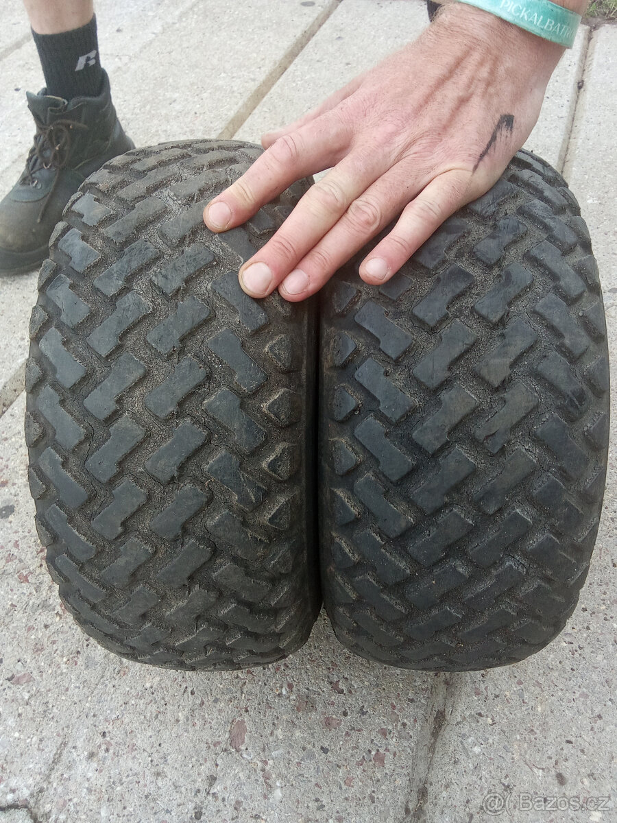 Kolo zahradní traktor - 15