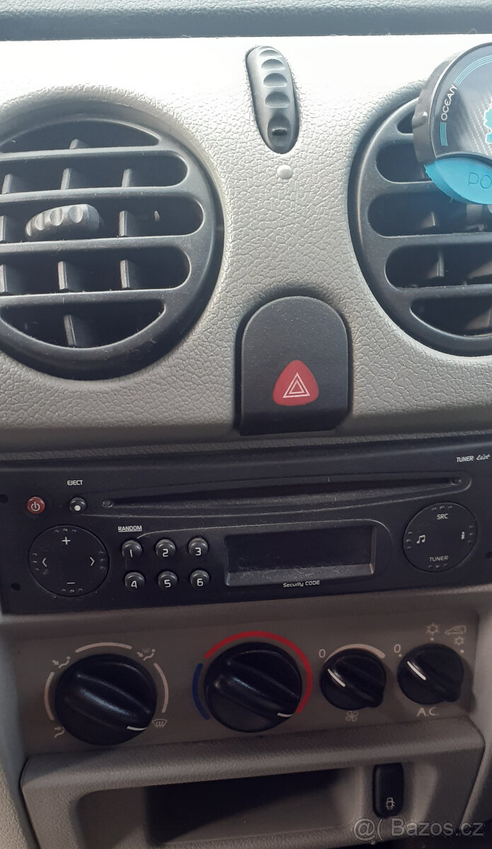 Renault Kangoo 1.2 16V, najeto 165 tisíc, 5 místné, rok 2004 - 15