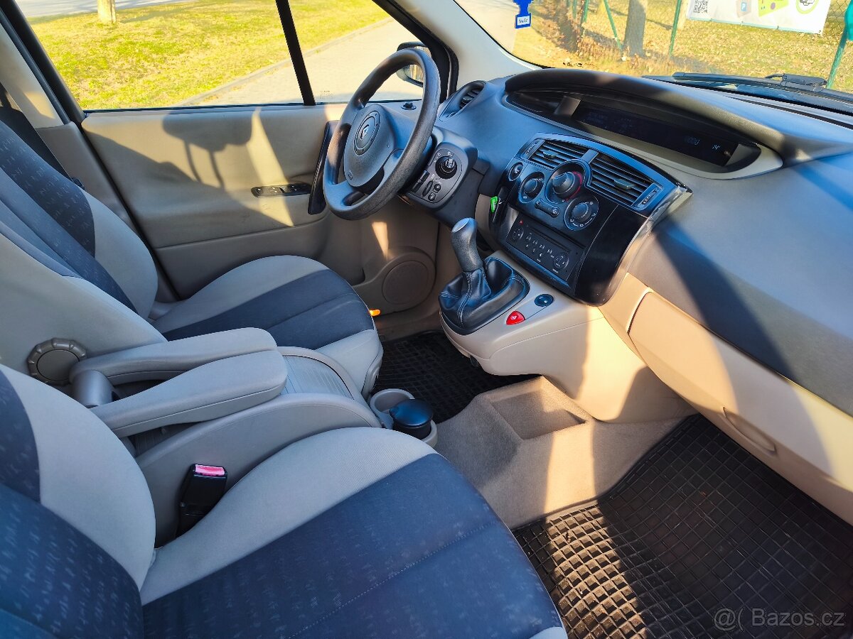 Renault Scénic 1.6 16 v Avantage - 15