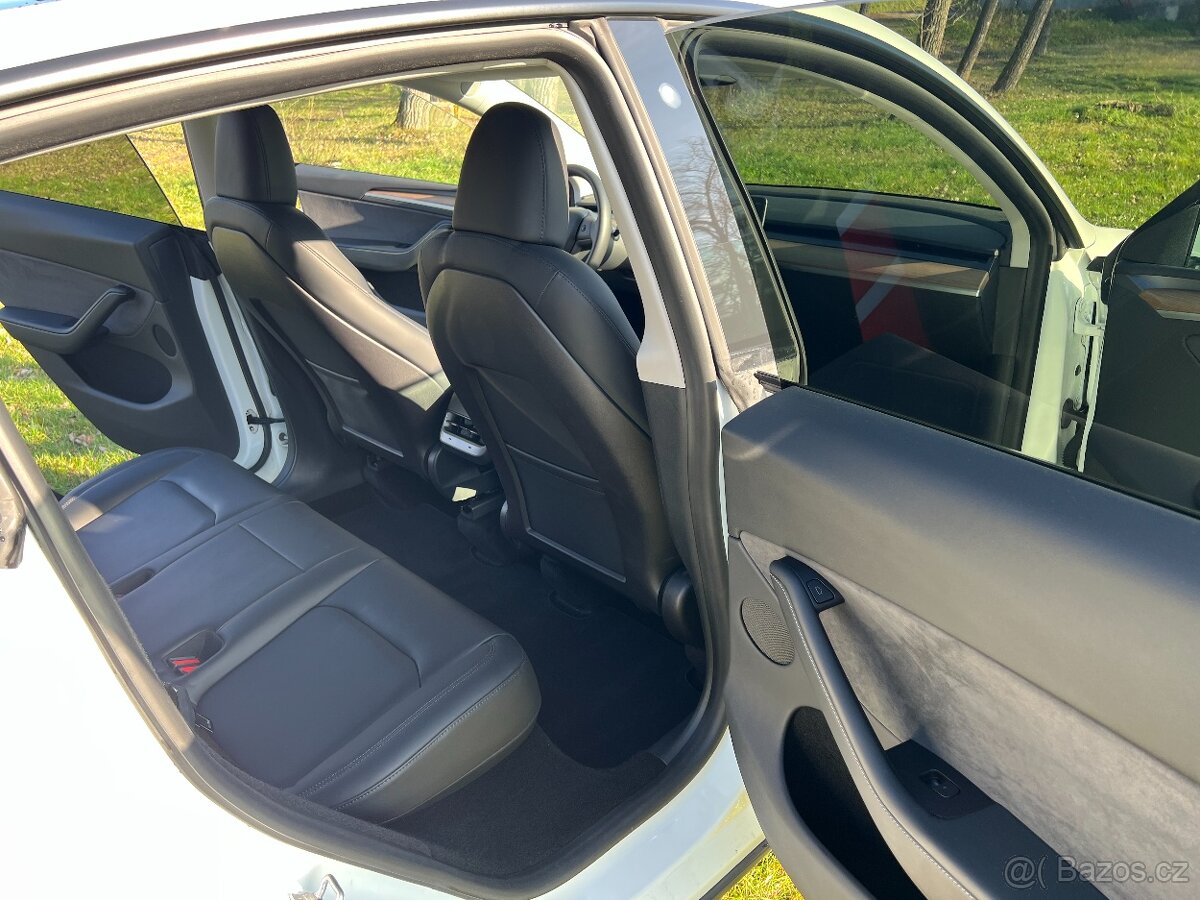 Tesla model Y LR Acceleration Boost Tažný - 15