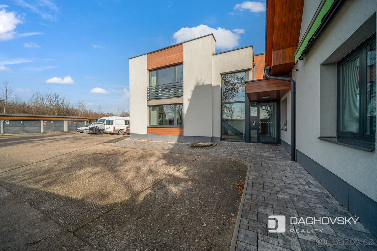 Prodej kanceláře 374 m2 - 15