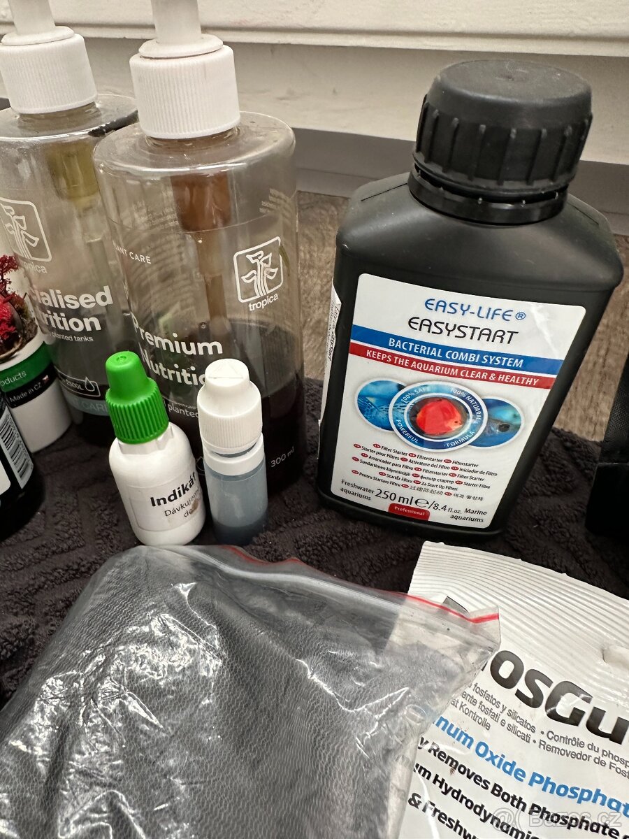 Kompletní a plně funkční akvarijní set - 15