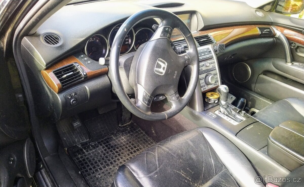 Honda Legend KB1 3.5 V6 VTEC SH-AWD - dva vozy - 15