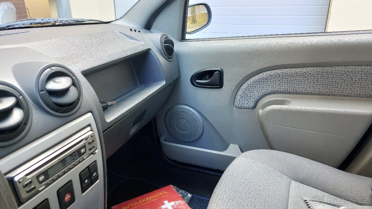 Dacia Logan 1.4i 55 kW, najeto 48761 km, tažné zařízení - 15