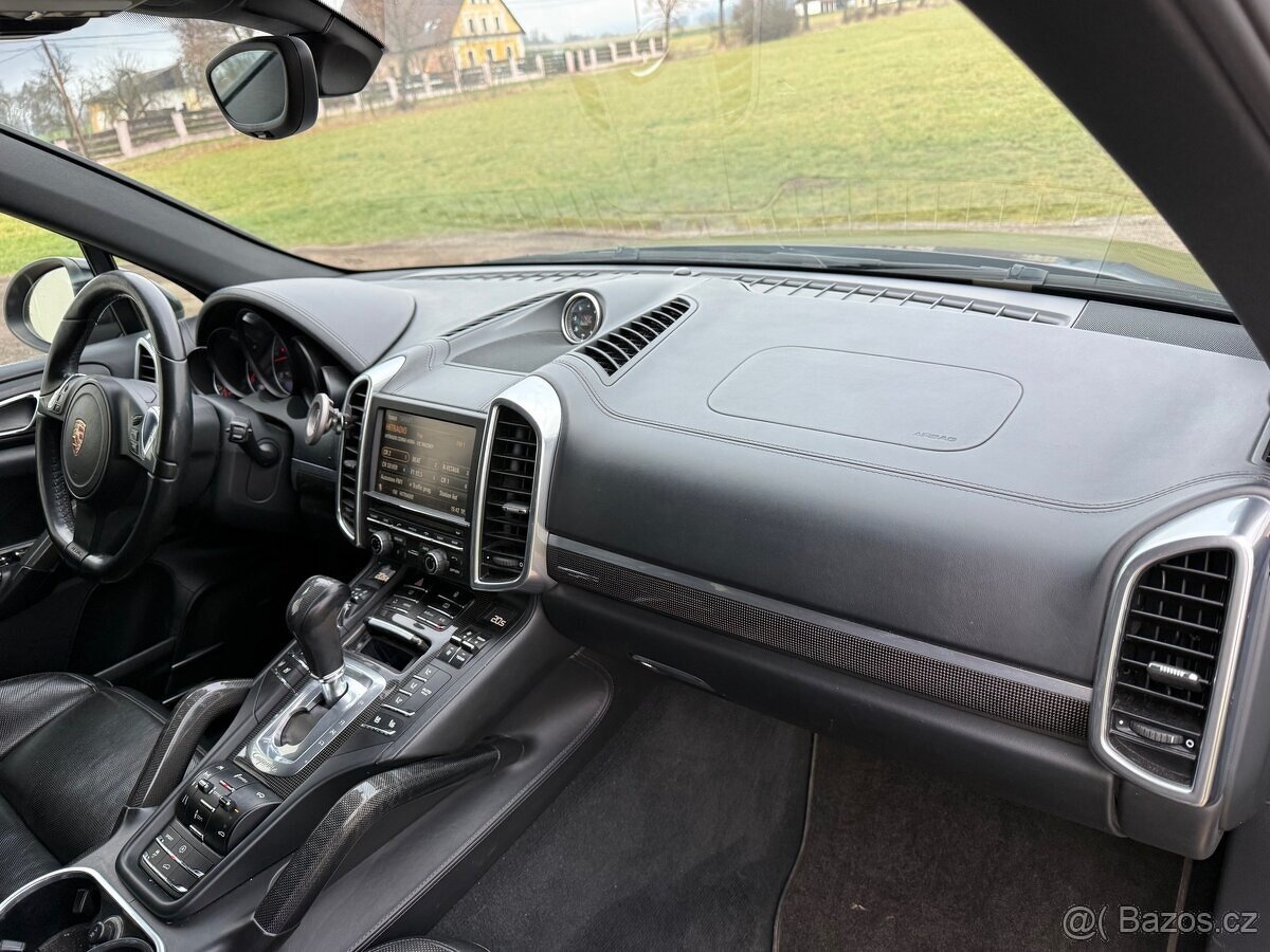 Porsche Cayenne 3.0 TDi 180kw rok- 2011 DPH - 15