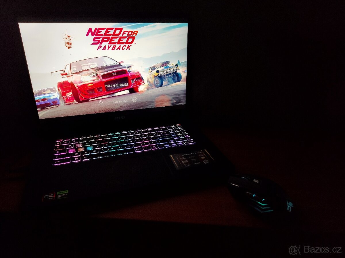 Obří 18" Msi,RTX-5070 Mux,R-9,QHD+,M.2 1TB - 15