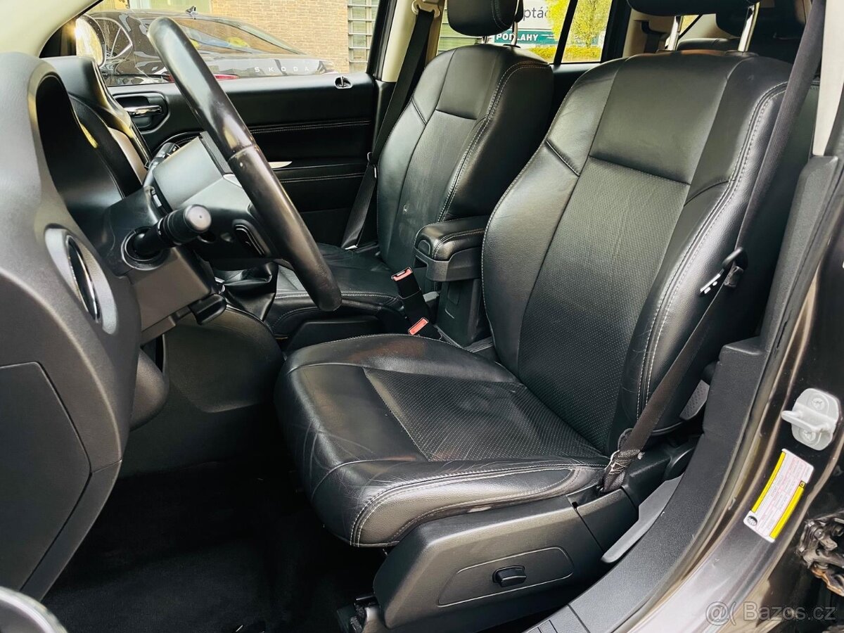 Jeep Compass 2.2CRD 120KW 4x4 MANUÁL KAMERA VÝHŘEV TAŽNÉ - 15