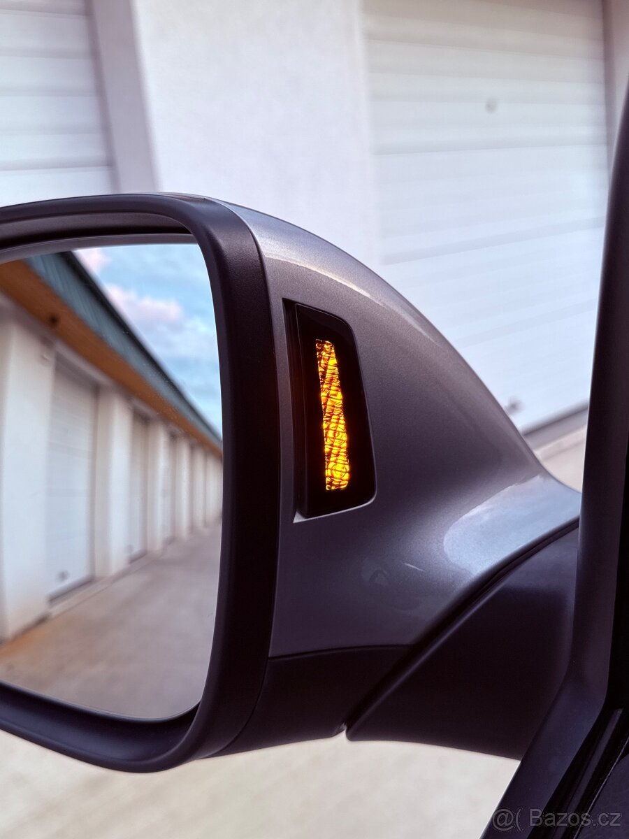 VW Multivan 2.0 TDI Highline 4Motion - 15