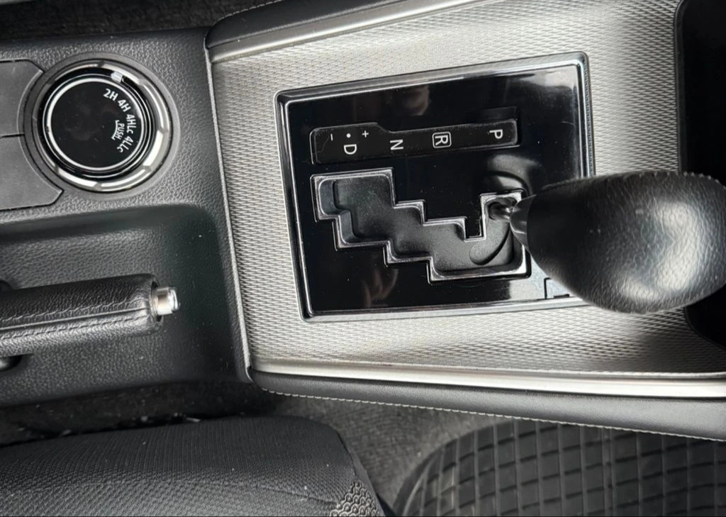 Mitsubishi L200, 2,3 - 15