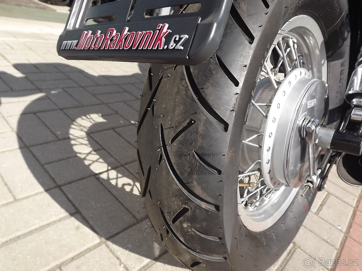 Suzuki VS 600 Intruder - 15