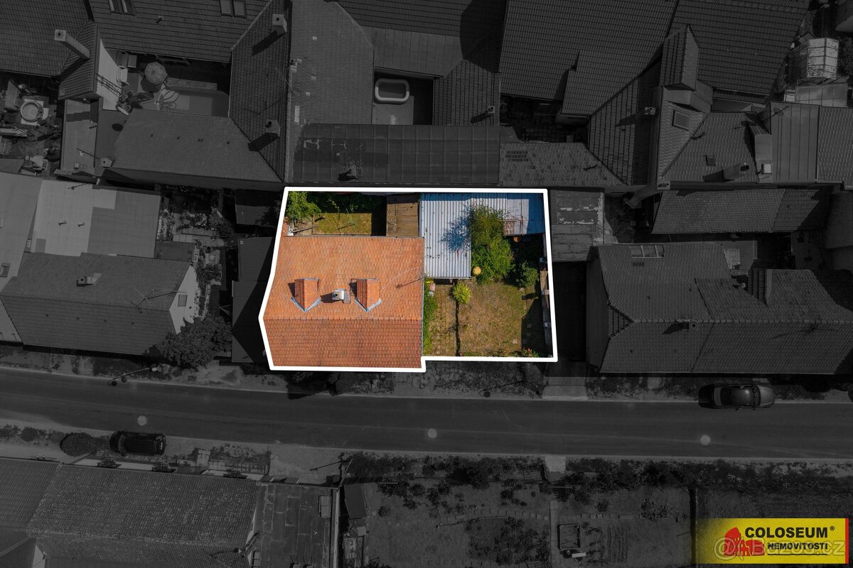 Babice u Rosic, RD 4+1, dvorek, garáž - rodinný dům - 15