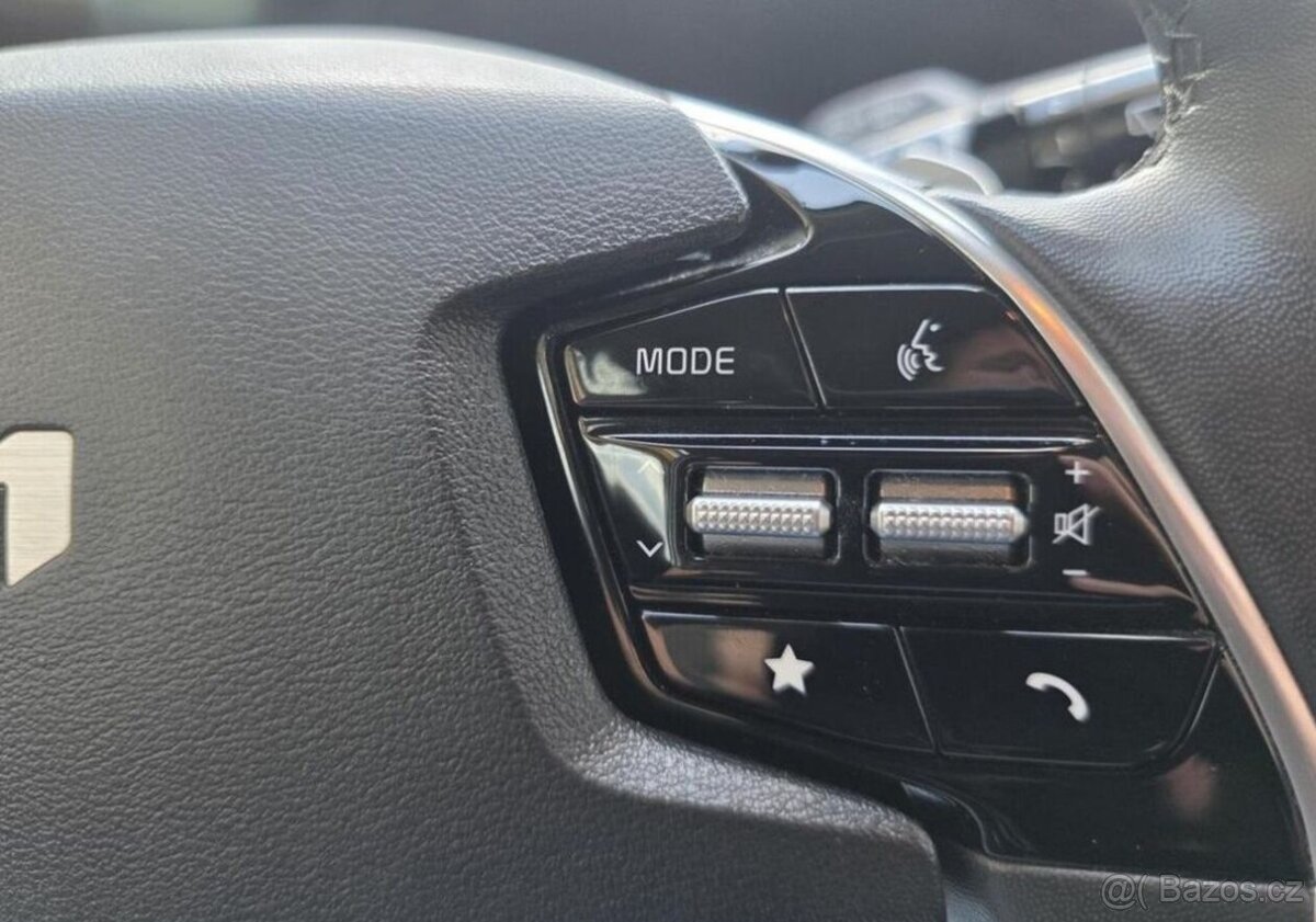 Kia e-Niro 1.MAJ.-150kW-64,8kWH-ZÁRUKA - 15