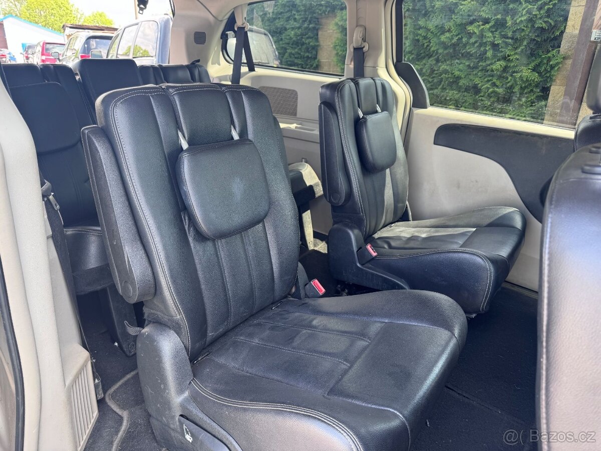 Chrysler Town Country 3,6 LPG Limited DVD 2014 - 15