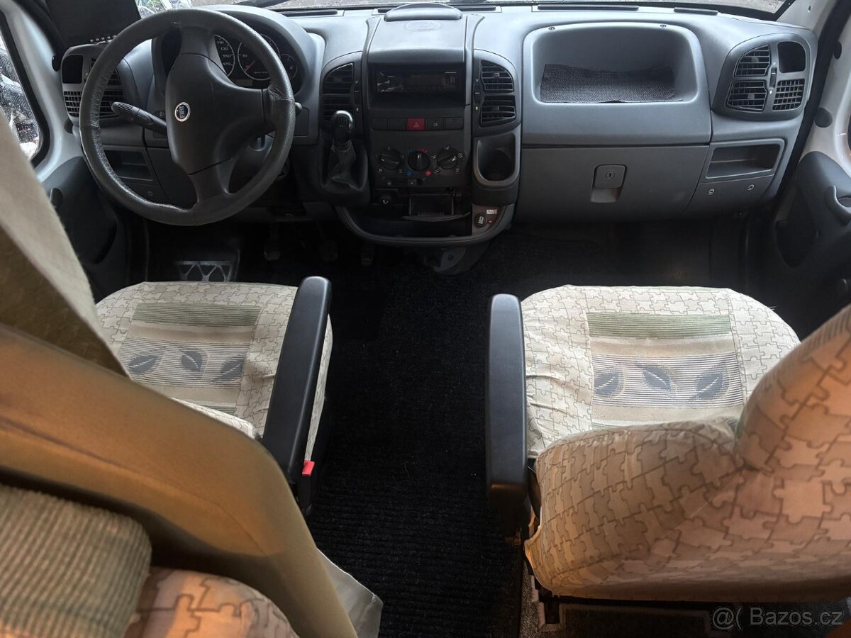 Obytné auto - Burstner - ZIMNÍ VERZE, VELMI ZACHOVALÉ AUTO - 15