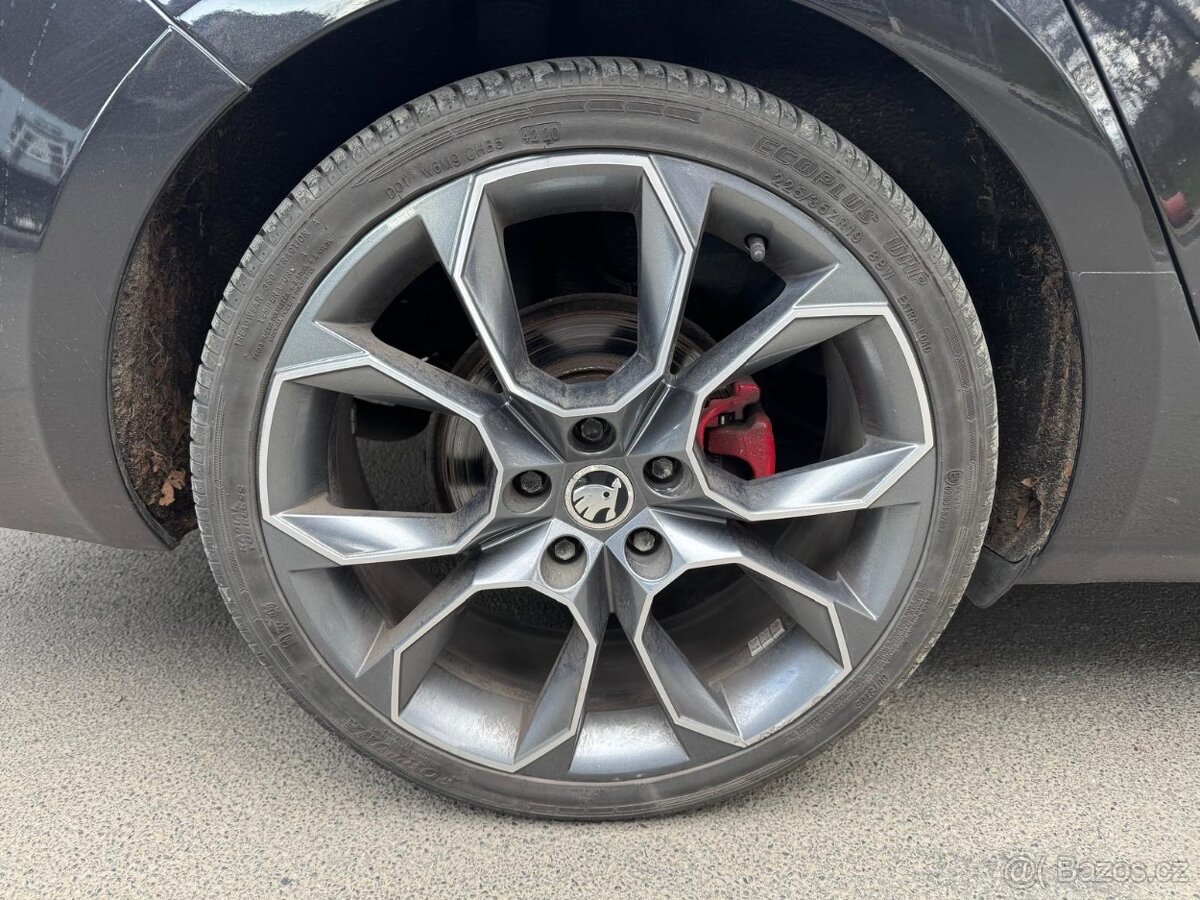 Skoda / Octavia 2.0 TSI RS - 15