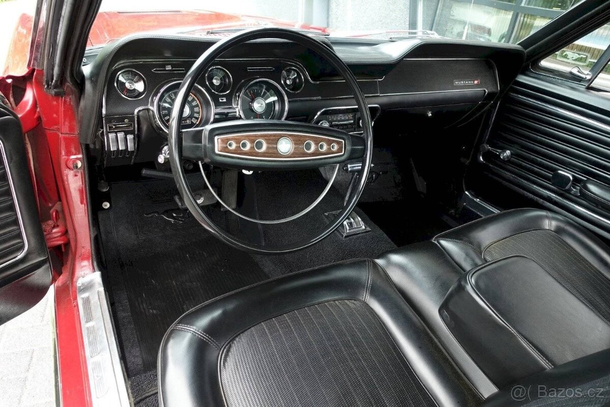Ford Mustang Fastback 1968 - 15