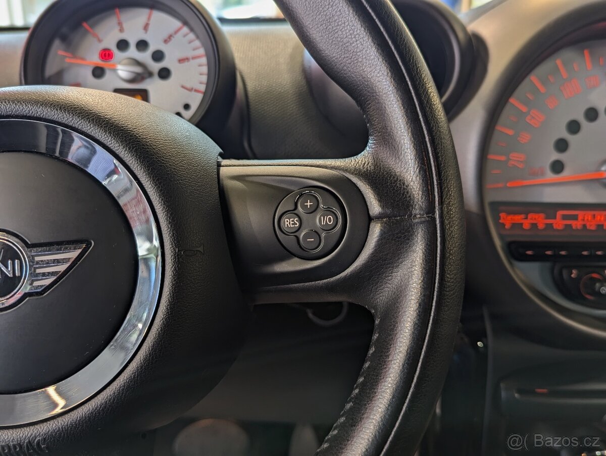 Mini Countryman 2.0 D A/T PDC, TEMPOMAT, KLIMA - 15