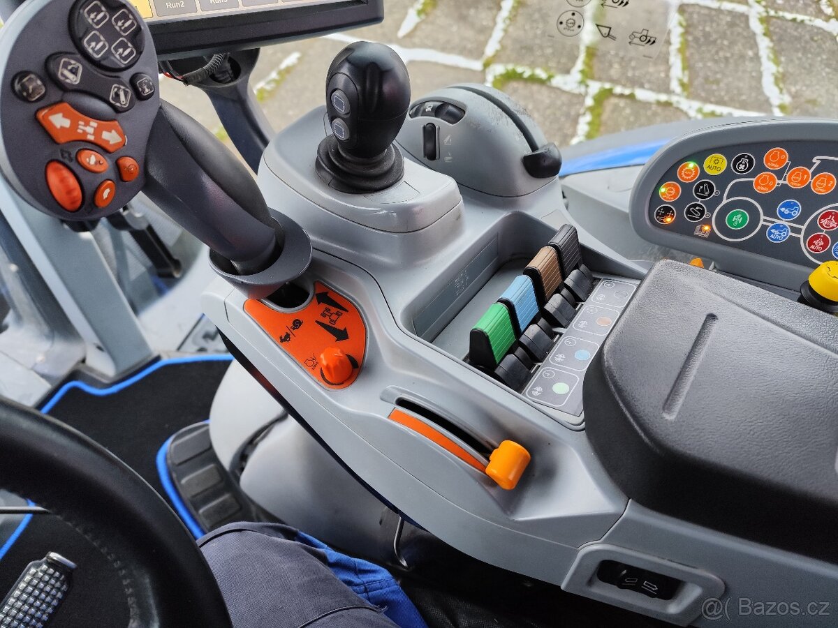 New Holland T7 315HD - 15