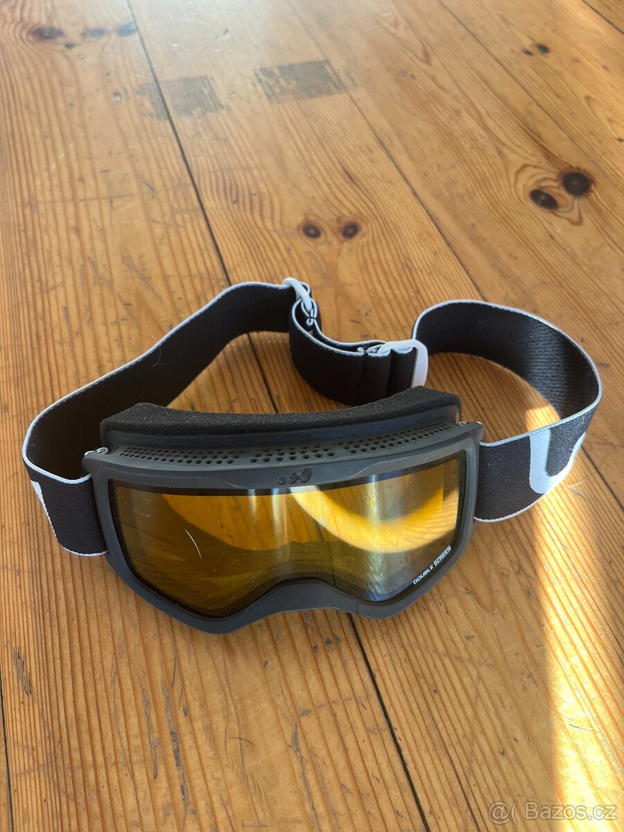 Dětská lyžařská helma Decathlon vel. 53-56 cm - 15