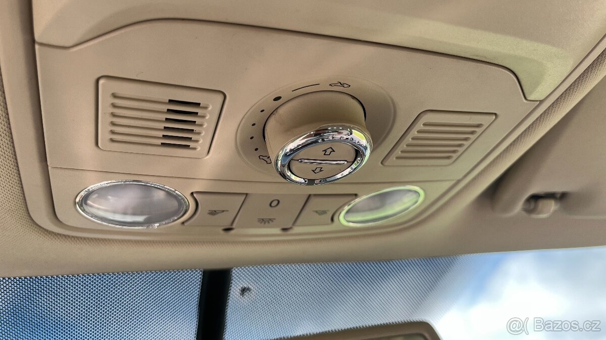 Škoda Superb 4x4 125 kW man., Construct, zimní gumy - 15