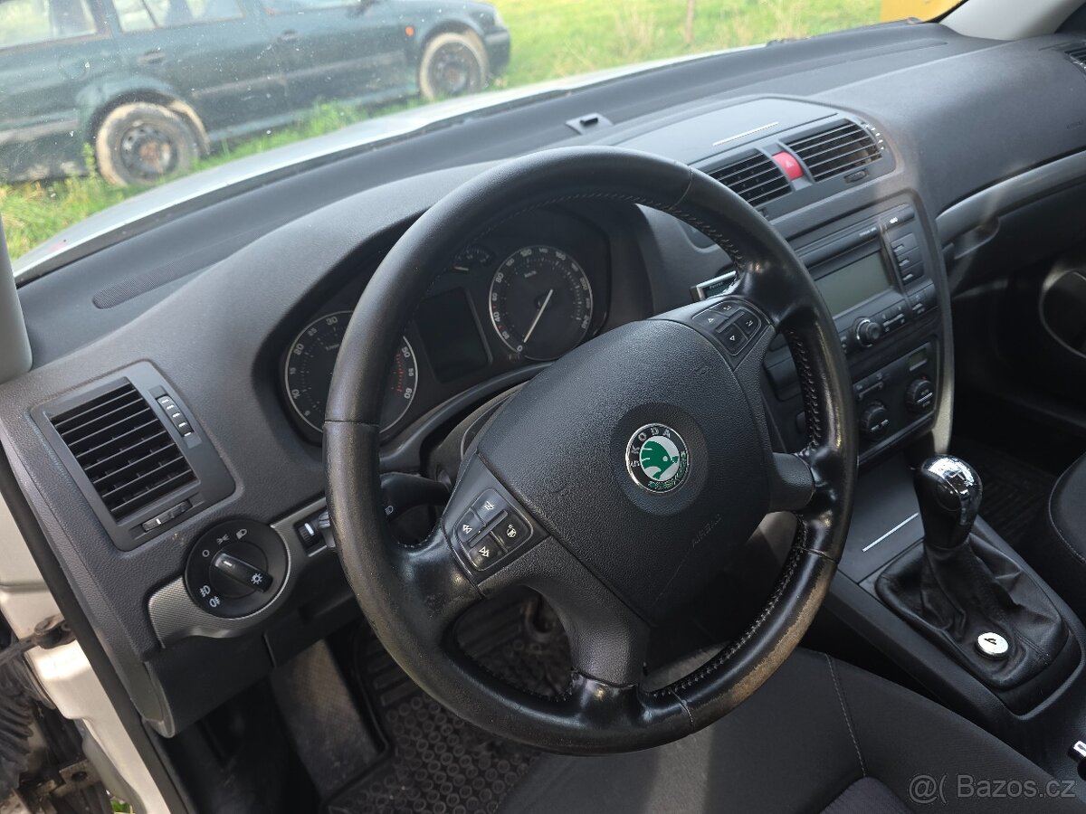 Octavia 2, 1.9tdi - 15